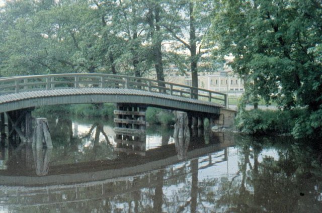 r28195xgngbron_i_tr_ver_mlndalsn.jpg