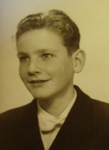 sv46ralfjkonf1952.jpg