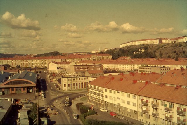 aodia001196xn_grda_a_perssonsg_med_sprvagnshallar_norr.jpg