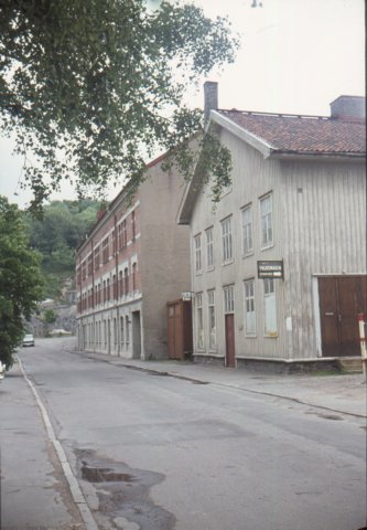 aodia101196xgrdavgenkv_falken_lschapp.jpg