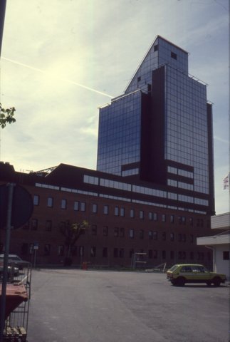 aodia2571988glasskrapan_canonhuset.jpg