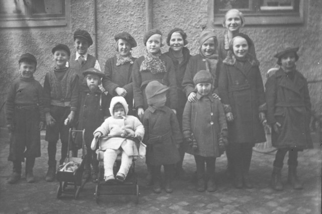 iodia1161930grdsbildgruppbild.jpg