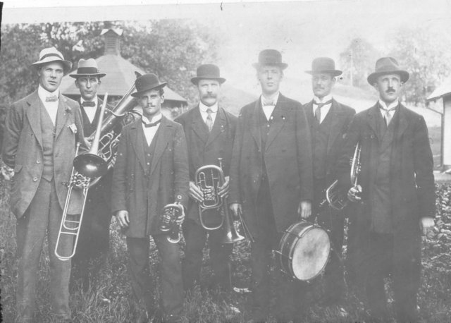 iodia191912musikkren_stjrnan.jpg