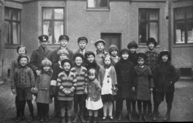 iodia24119xxsoldatvgengruppbild.jpg