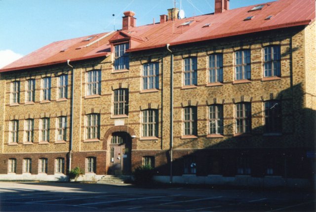 am124132001nya_grdaskolankk.jpg