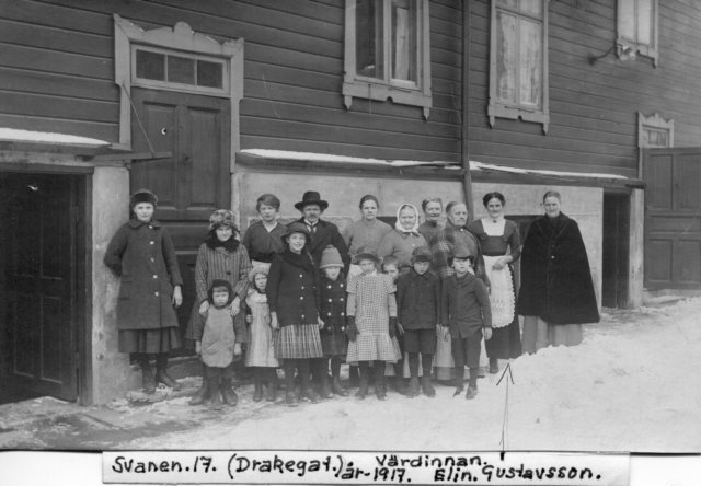 am1861917svanen_17_drageggruppbild.jpg