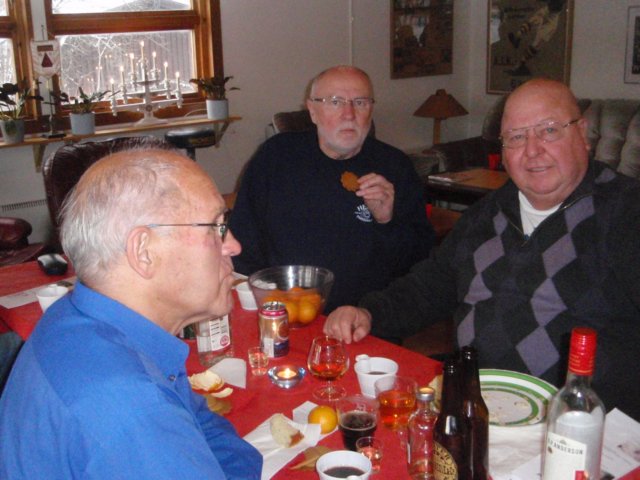 pc070100.jpg