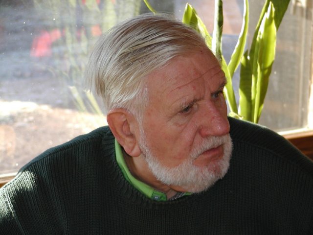 pb190091.jpg