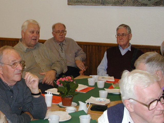 pb270034.jpg
