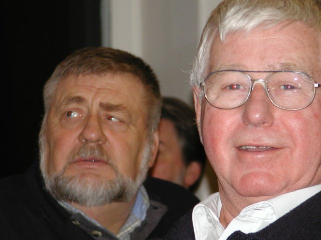 pb270037.jpg