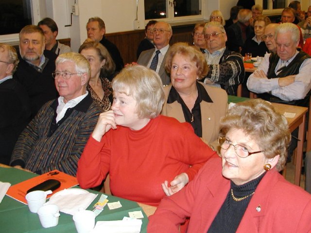 pb270043.jpg