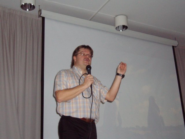 pb290056.jpg